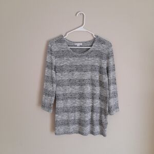 Alfred Sung Sweater Size Medium